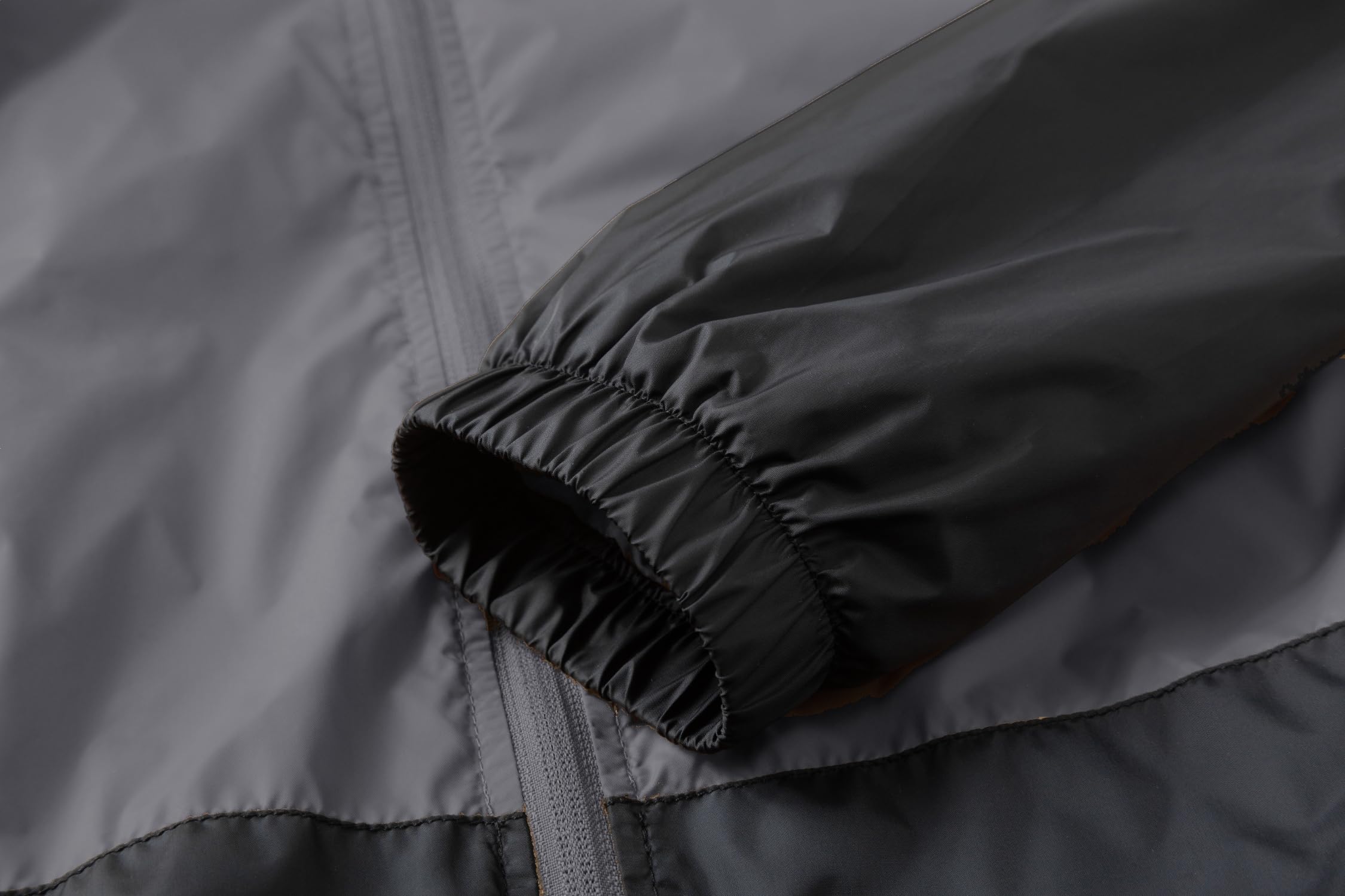 Lightweight Windbreaker Jacket with Hood - Waterproof Protection for Outdoor Activities