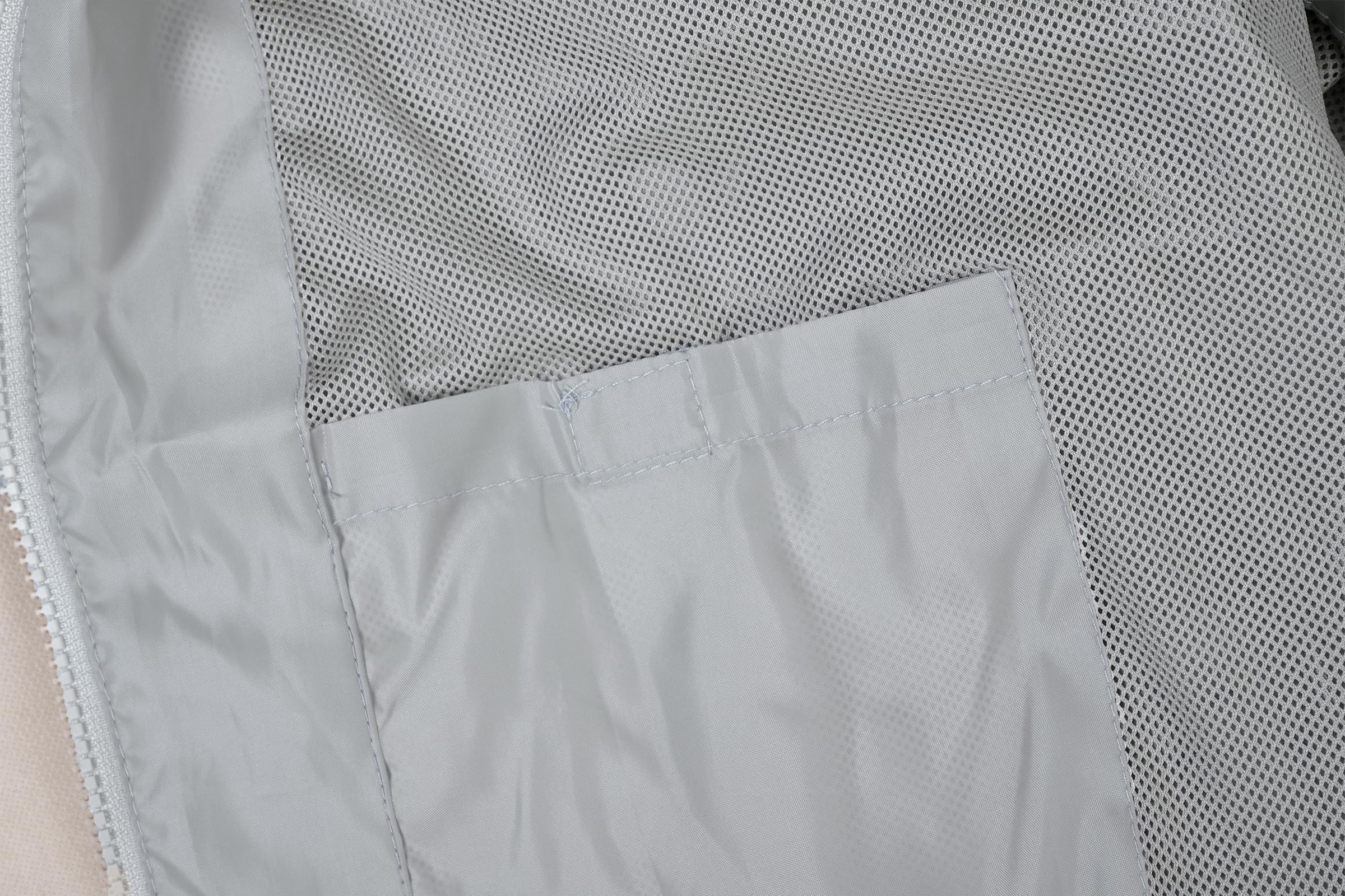 Lightweight Waterproof Windbreaker with Hood - Trail-Ready Protection for Running & Cycling